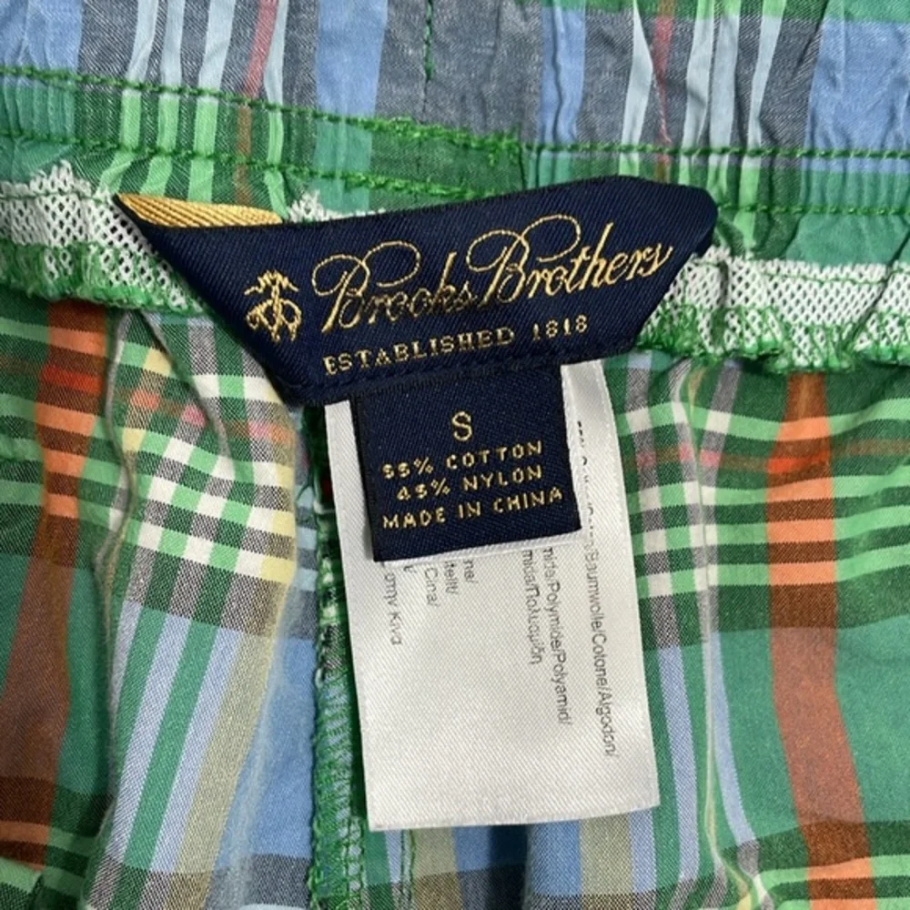 Brooks Brothers men’s Size Small plaid‎ swim trunks shorts. 7